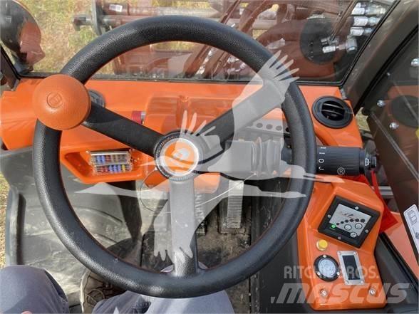 Ausa T144H Телескопични товарачи