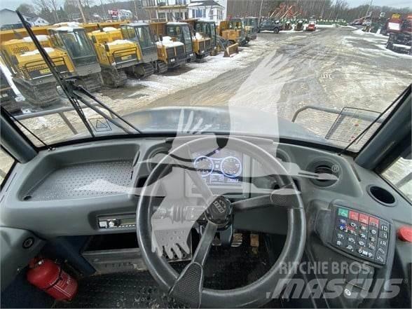 Bell B30E Дъмпери/моторни превозни средства