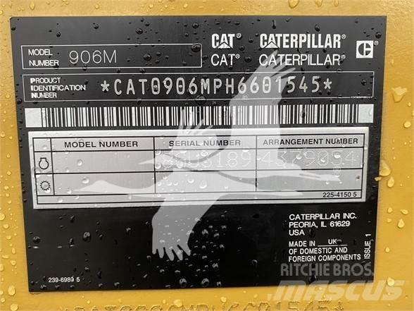 CAT 906M Колесни товарачи