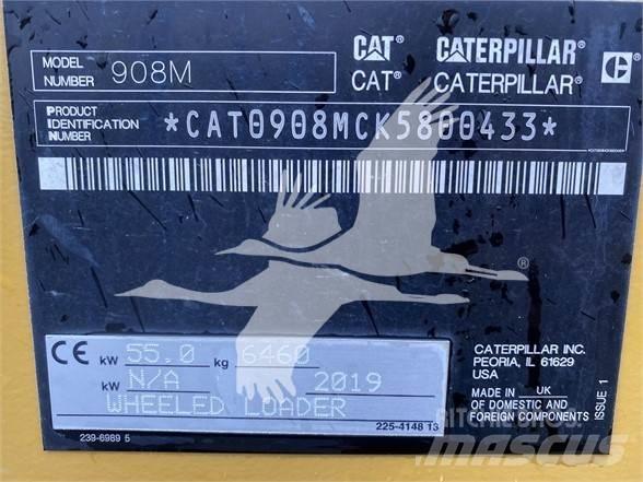 CAT 908M Колесни товарачи