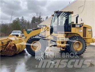 CAT 928H Колесни товарачи