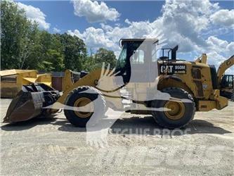 CAT 950M Колесни товарачи