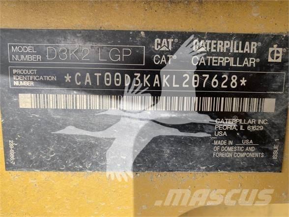 CAT D3K2 LGP Верижни булдозери
