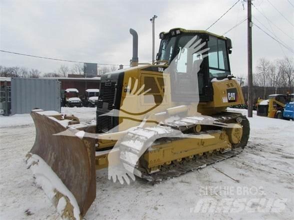 CAT D6K XL Верижни булдозери
