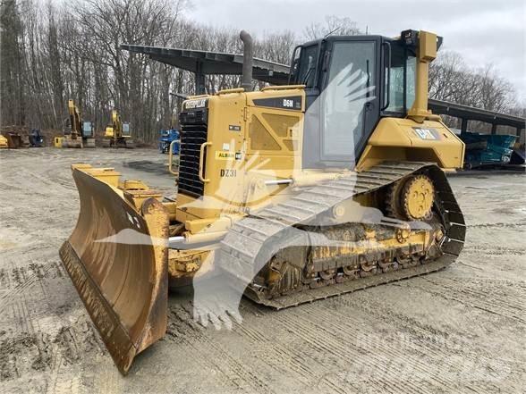 CAT D6N XL Верижни булдозери
