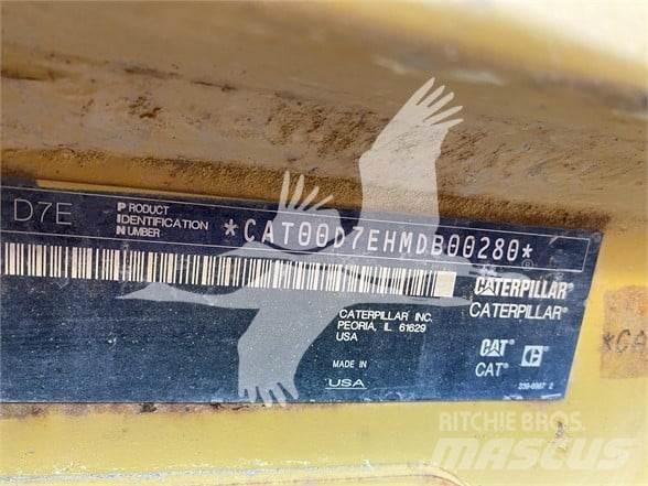 CAT D7E Верижни булдозери
