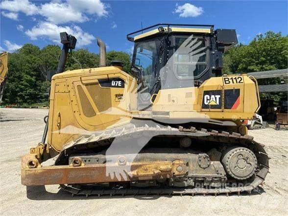CAT D7E Верижни булдозери
