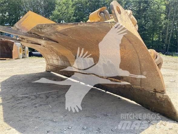 CAT D7E Верижни булдозери
