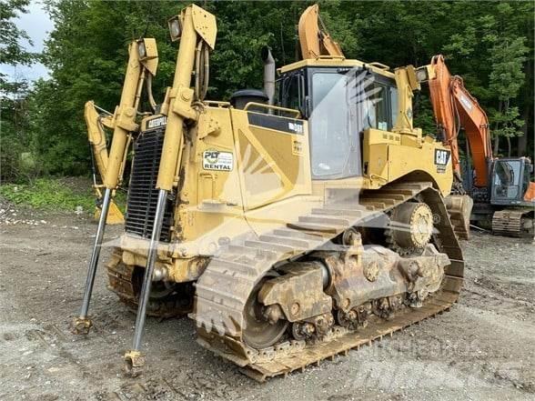 CAT D8T Верижни булдозери
