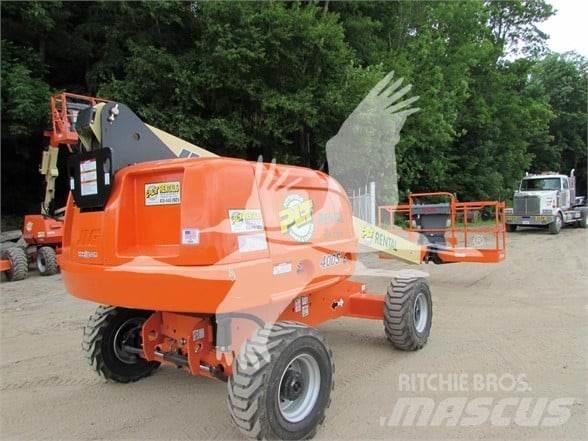JLG 400S Телескопични повдигачи
