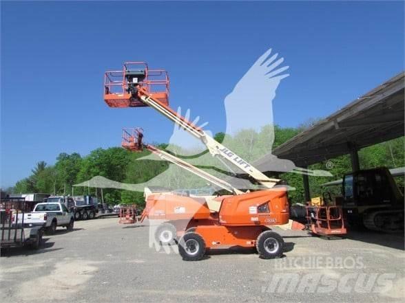 JLG 400S Телескопични повдигачи
