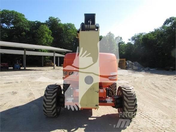 JLG 600AJ Съчленени стрелови подемници