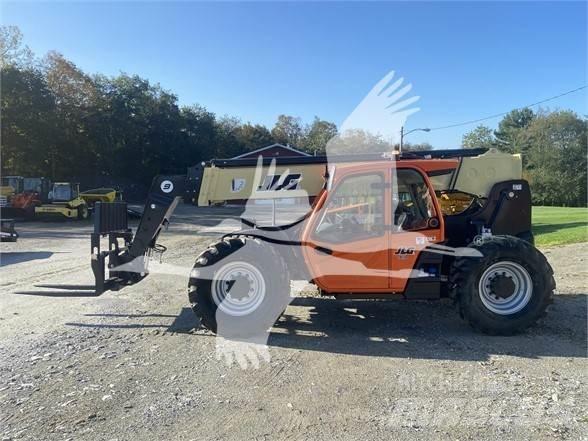 JLG 943 Телескопични товарачи