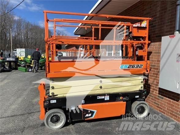 JLG ES2632 Ножични работни платформи