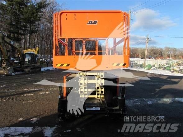 JLG RT3369 Ножични работни платформи