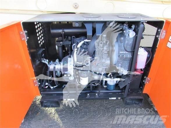 JLG RT3369 Ножични работни платформи
