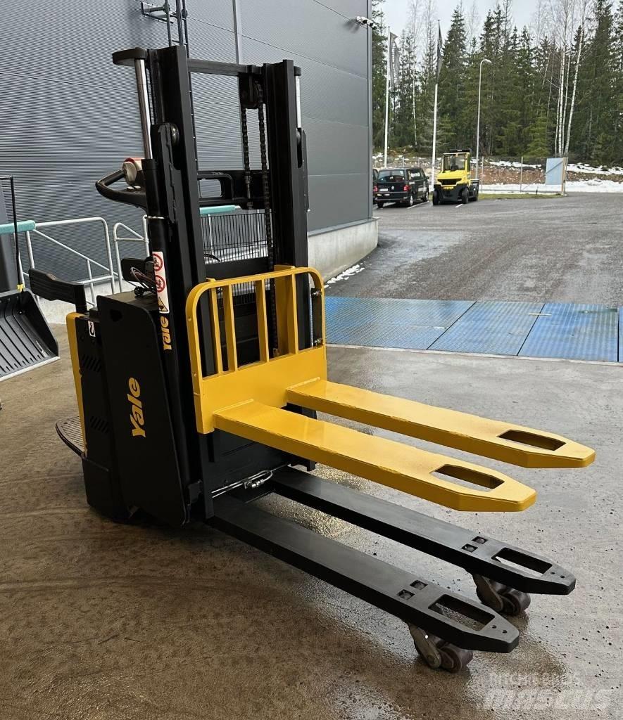Yale MP20XD Самоходни товарачи