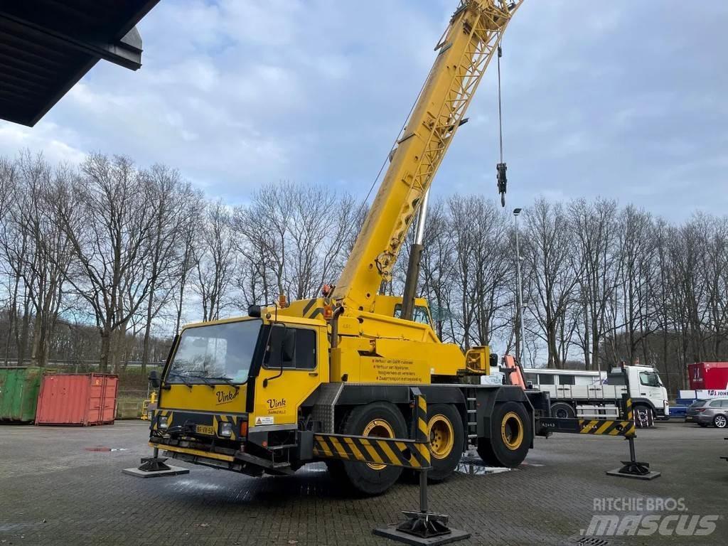 Liebherr LTM1040 Всъдеходни кранове