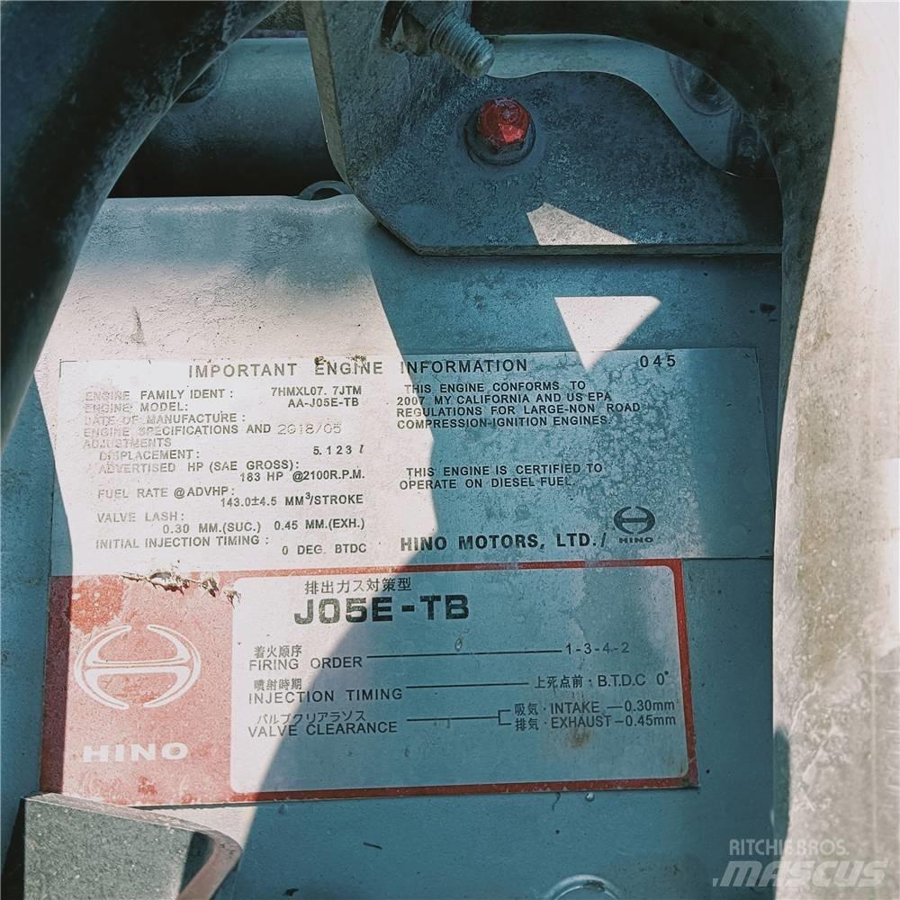 Kobelco SK260D Верижен екскаватор