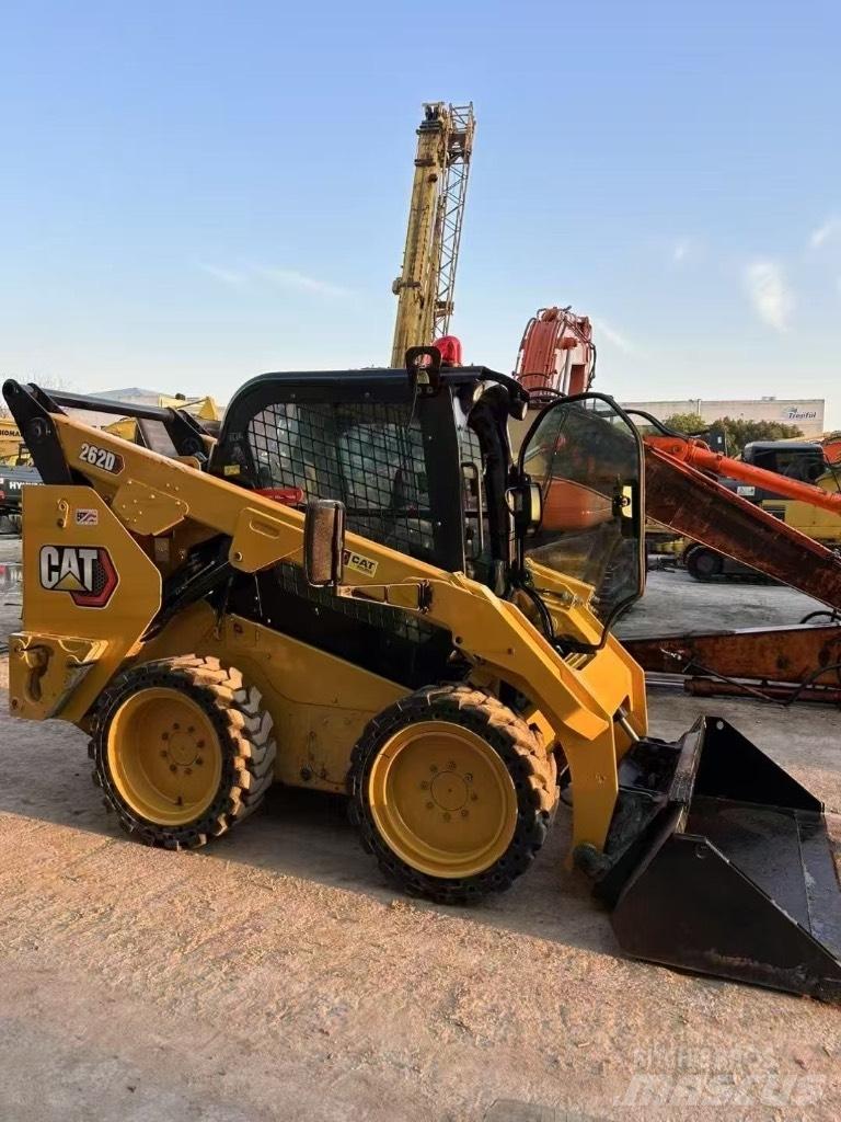 CAT 262 D Мини товарачи
