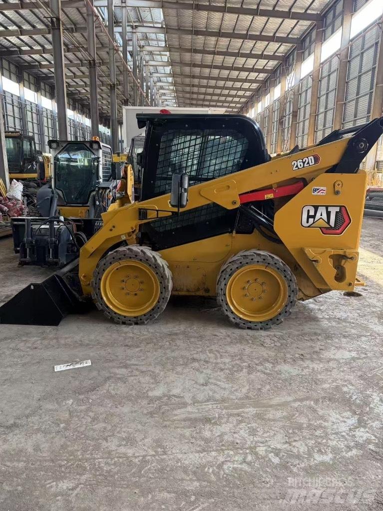 CAT 262 D Мини товарачи
