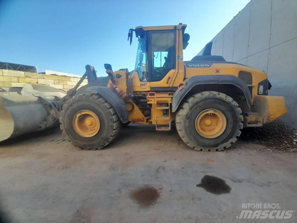 Volvo L 120 H Колесни товарачи