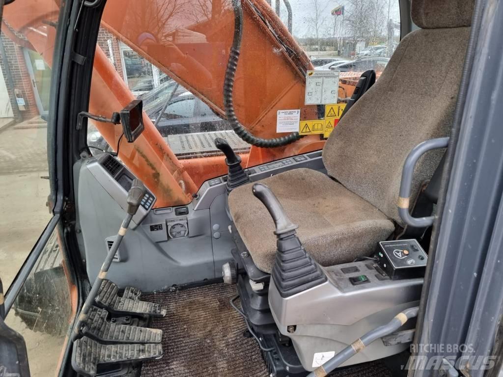 Doosan DX 225 LC Верижен екскаватор