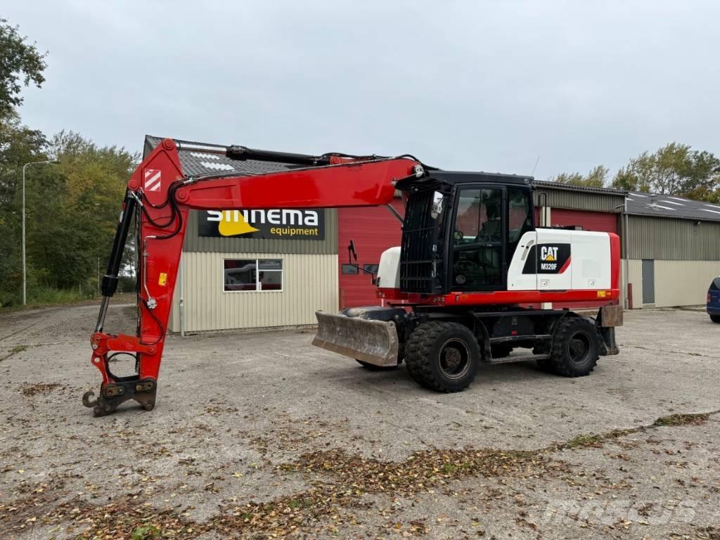 CAT M320F Колесни екскаватори