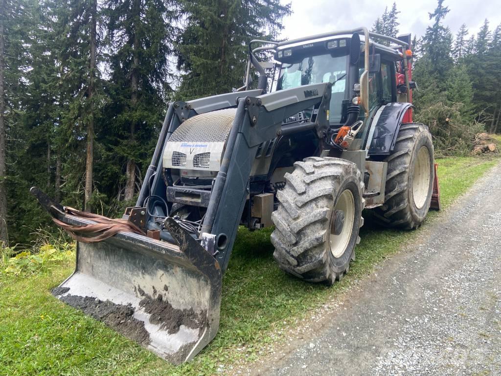 Valtra T 162 Горски трактори