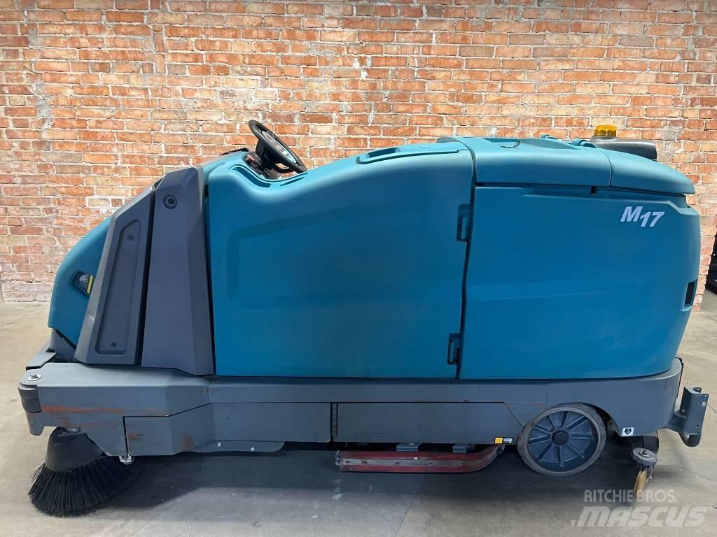 Tennant M 17 Комбинирани скрубери за метачни машини
