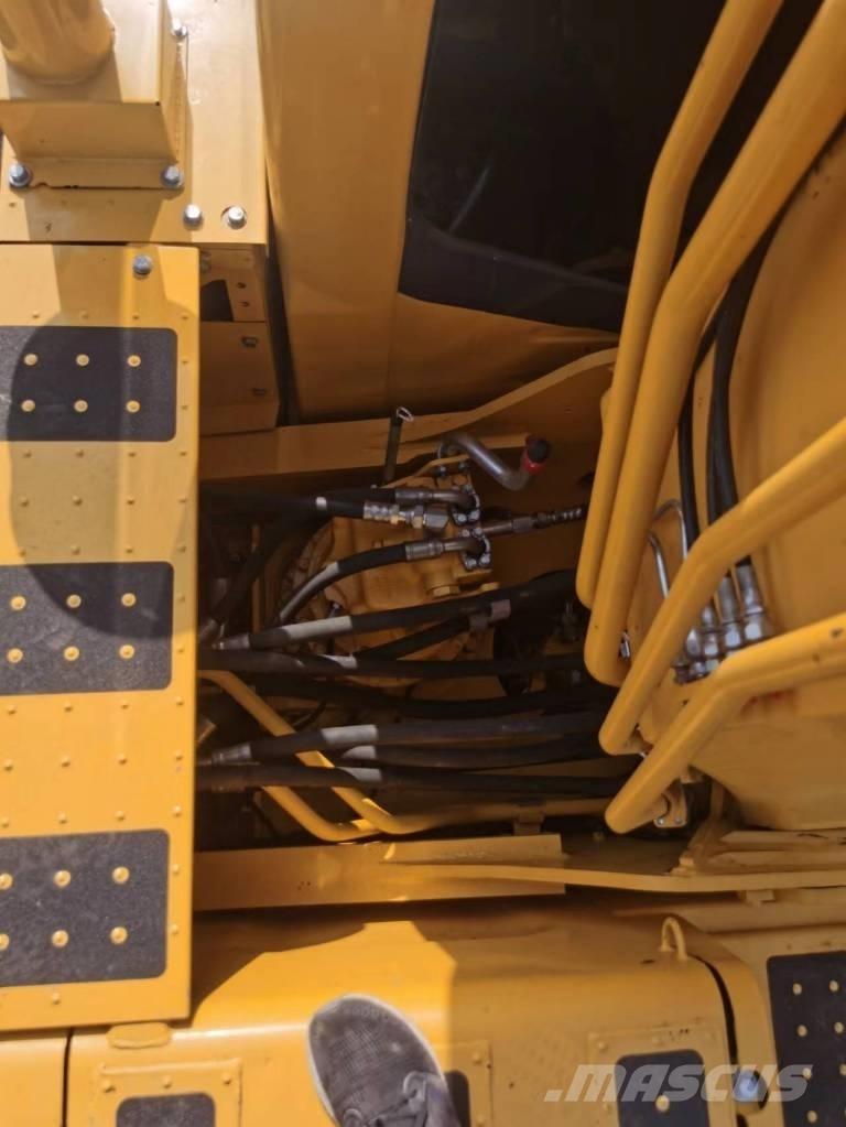 Komatsu PC 200 Верижен екскаватор