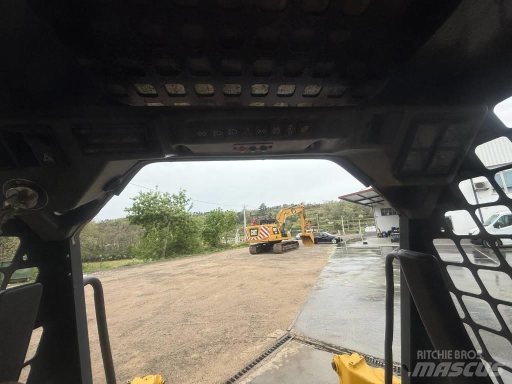 Komatsu SK 07 J-2 Мини товарачи
