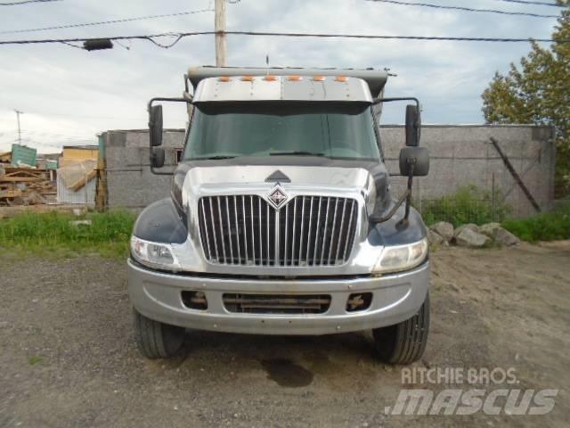 International 4300 Самосвал
