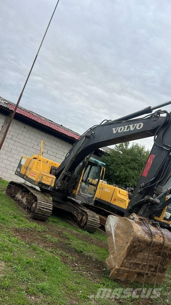 Volvo 210BNLC Оси
