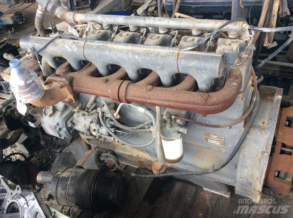 Renault 133-54 Двигатели
