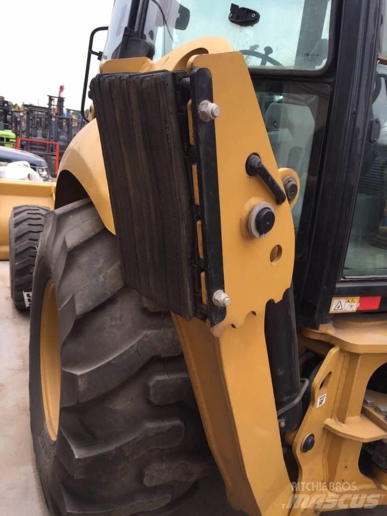 CAT 430 F Товарач със заден ексватор