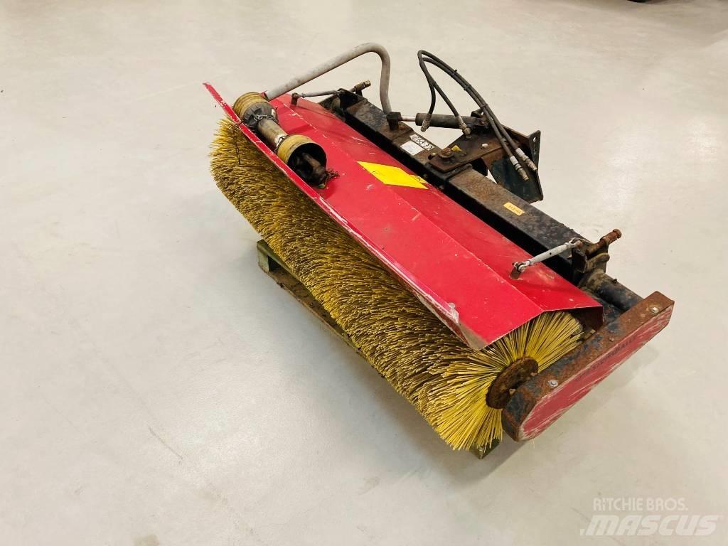 GMR Kost 150 cm Автоматични метачки с четки