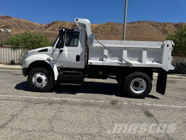 International 4400 Самосвал