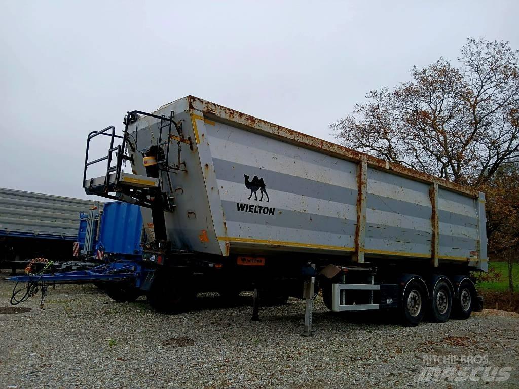 Wielton NW-3 Полуремаркета със скипов подемник