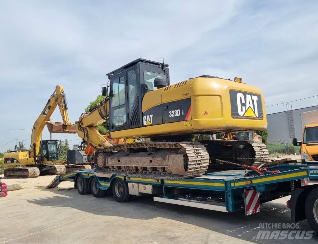 CAT 323 D L Верижен екскаватор
