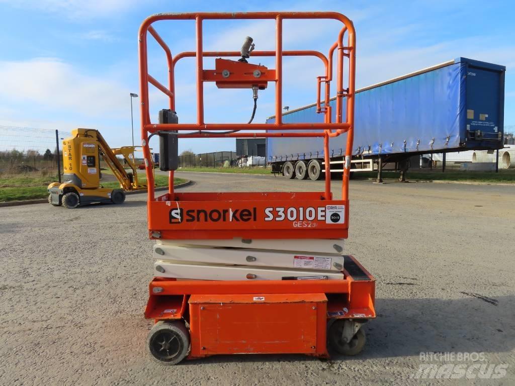 Snorkelift S 3019 E Електрически вилични кари-повдигачи