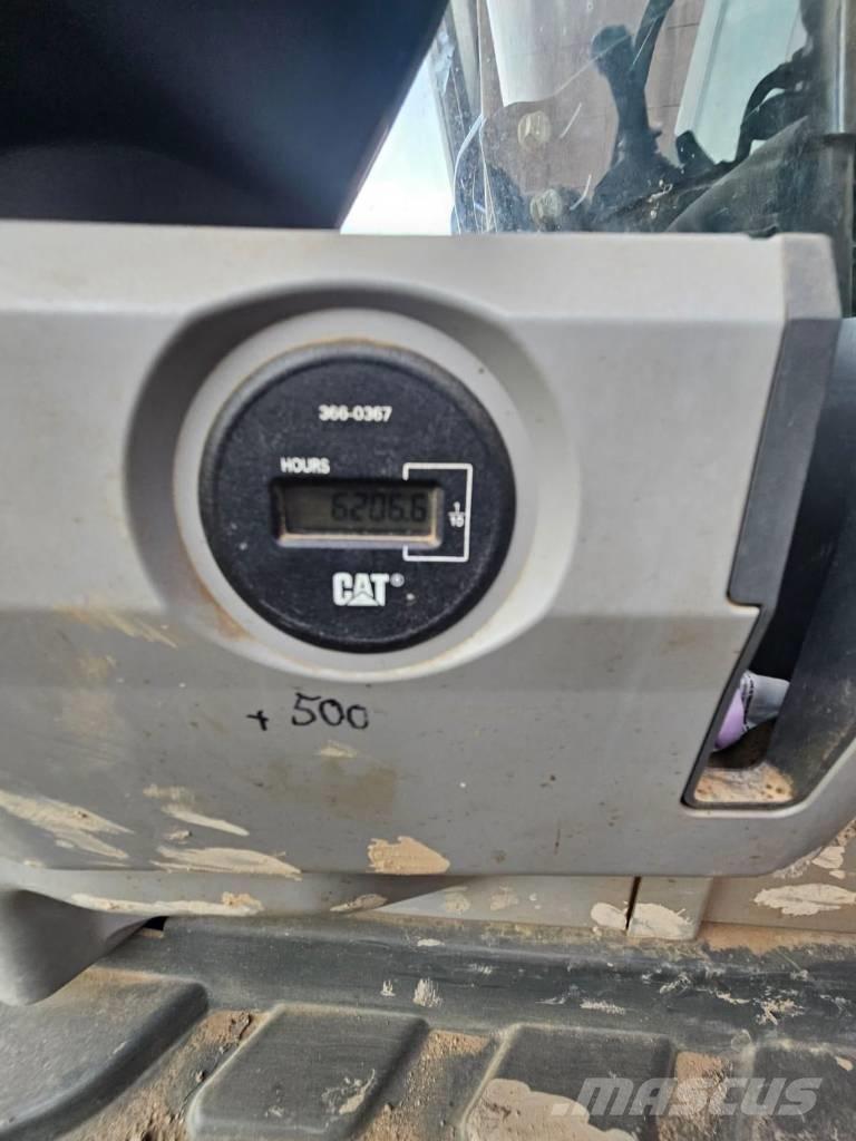 CAT 352 F Верижен екскаватор