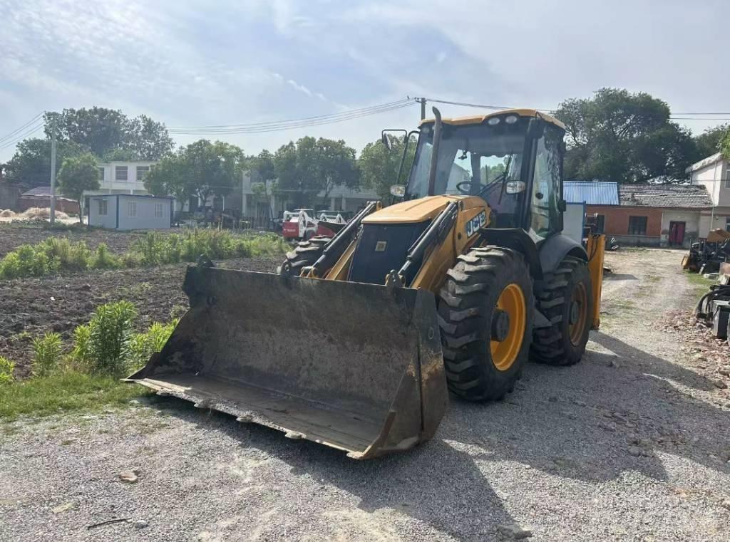 JCB 4 CX Товарач със заден ексватор