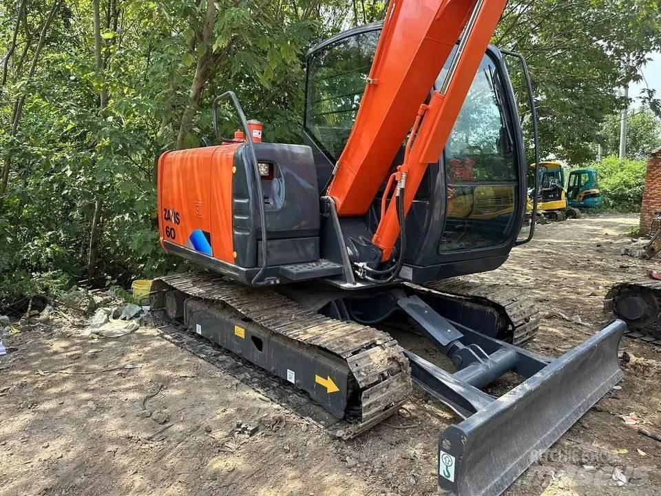 Hitachi ZX60 Мини екскаватори < 7 т