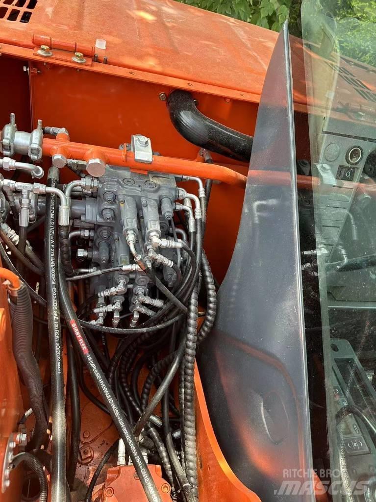 Hitachi ZX60 Мини екскаватори < 7 т