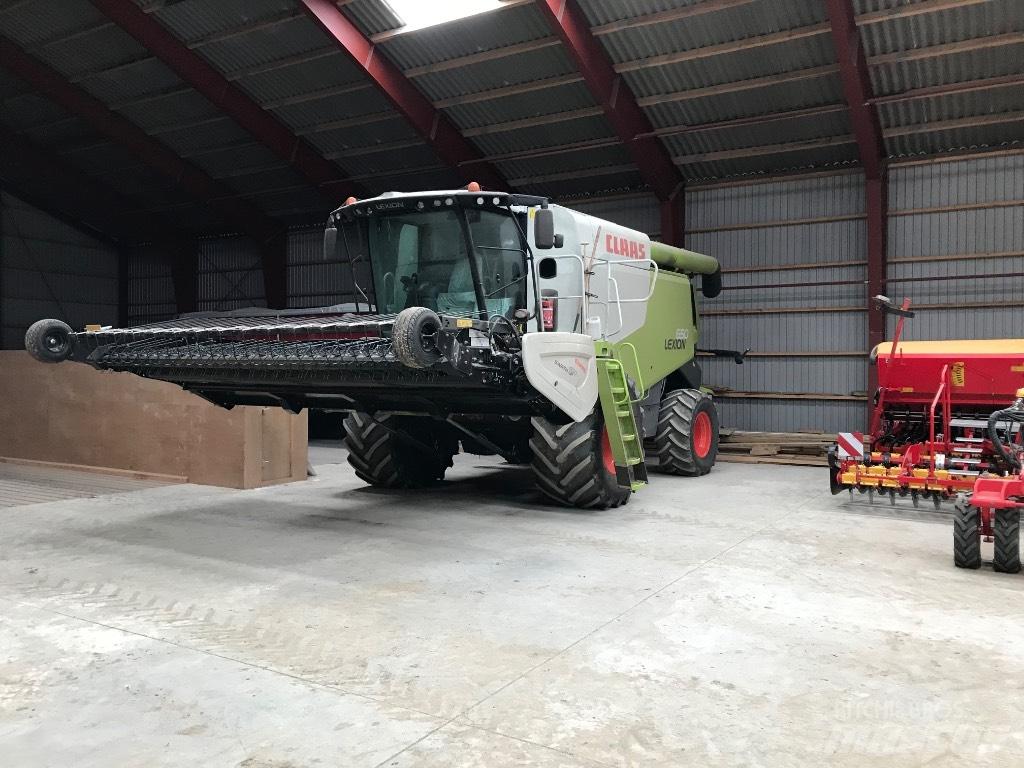 CLAAS Lexion 650 Комбайни