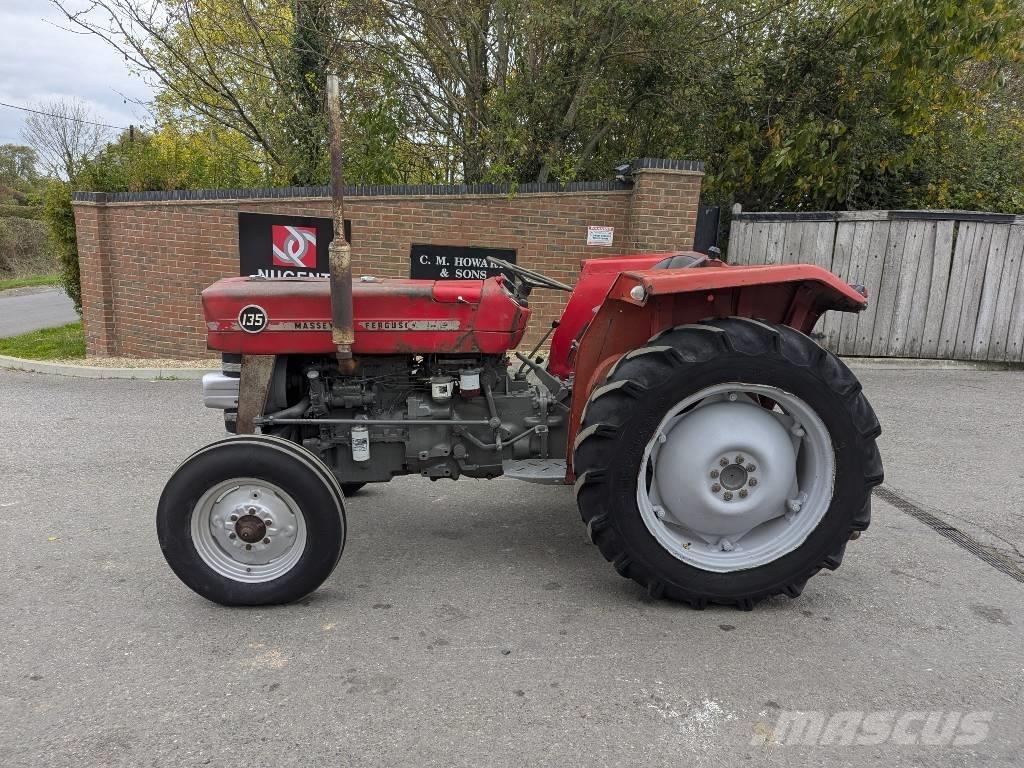 Massey Ferguson 135 Трактори