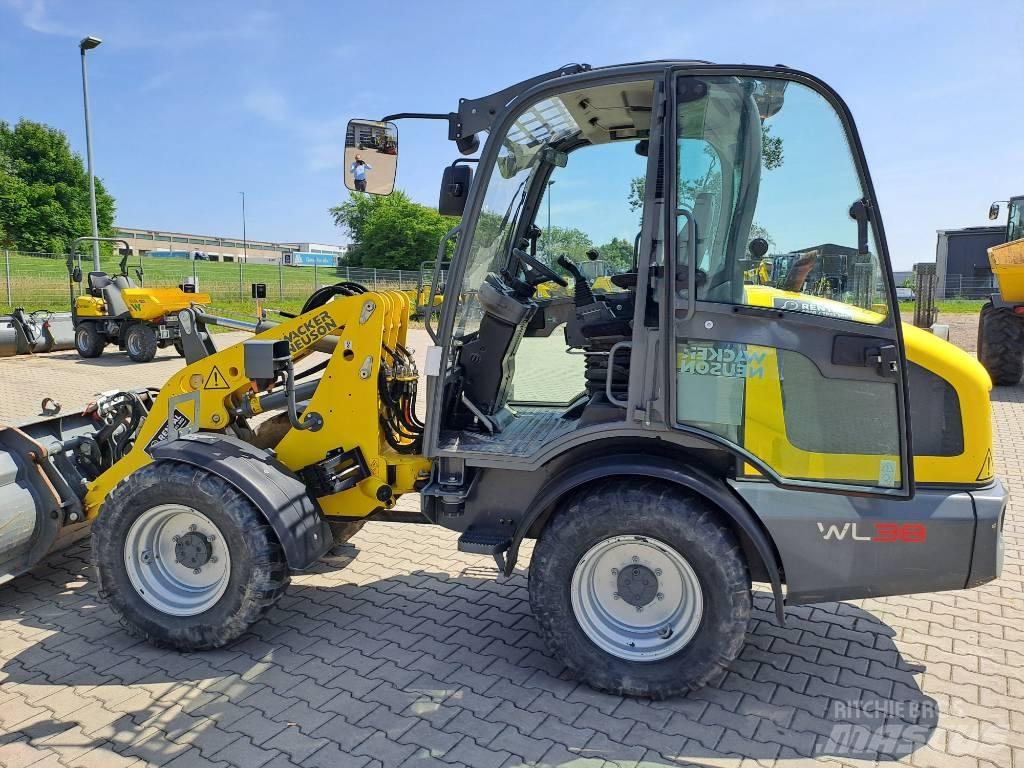 Wacker Neuson WL38 Колесни товарачи