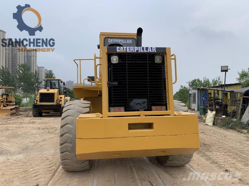 CAT 950 E Колесни товарачи