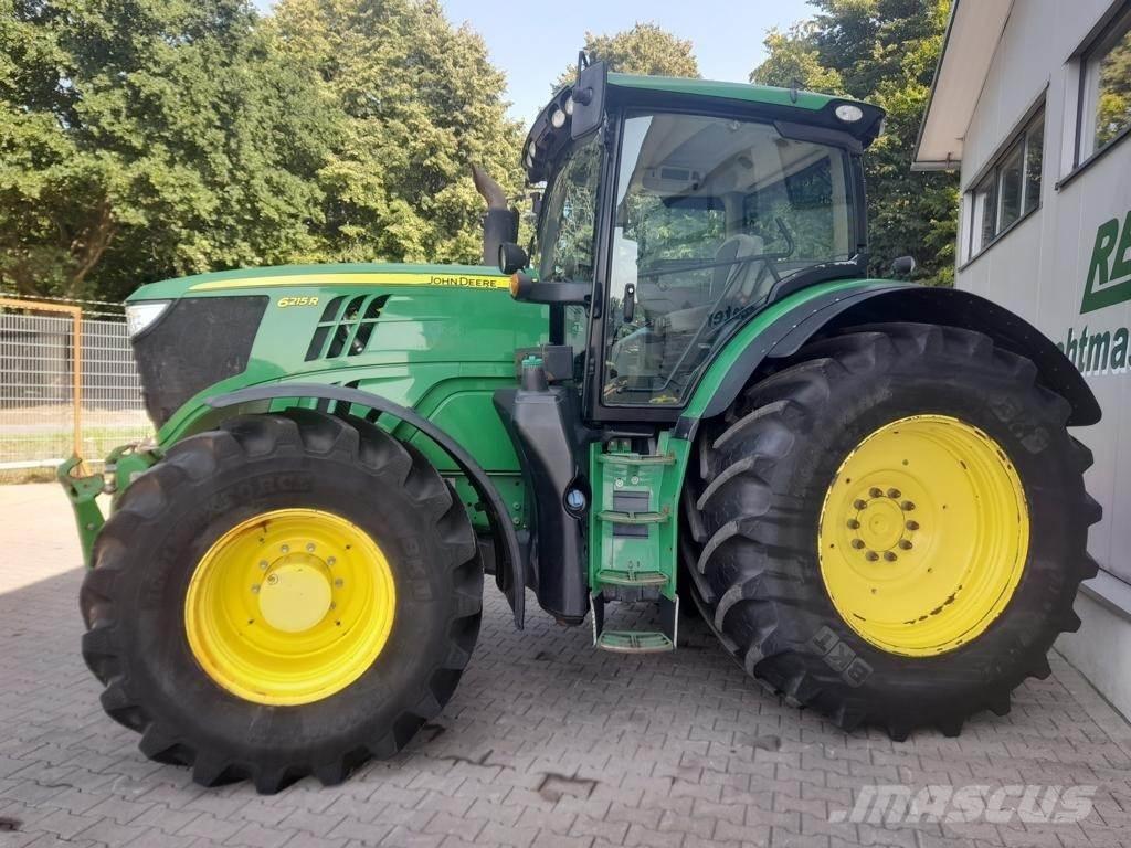 John Deere 6215R Трактори